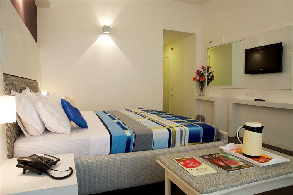 Hotel Mandakini Jaya International Haidarábád Szoba fotó
